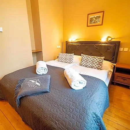 Tivoli Hotel 3*